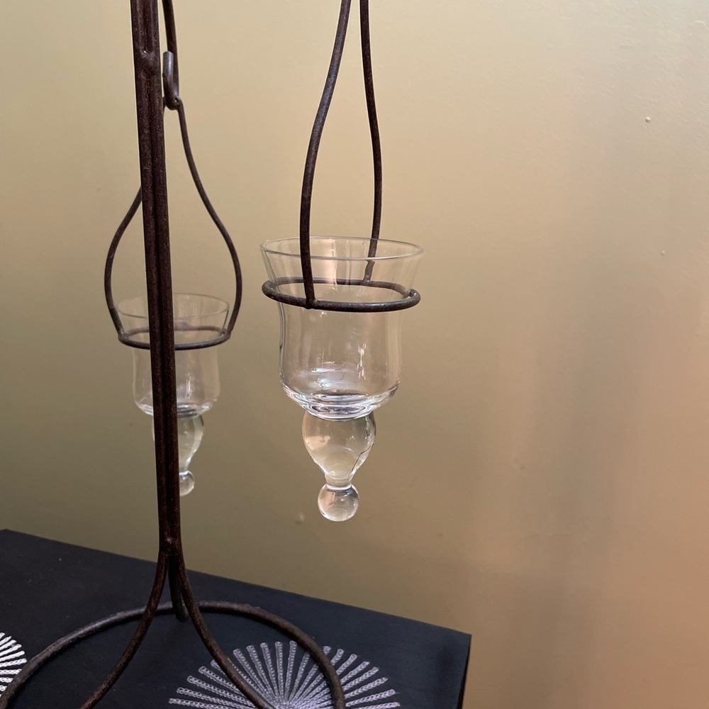 Elegant Black Metal Candle Holder - Picture 3 of 5